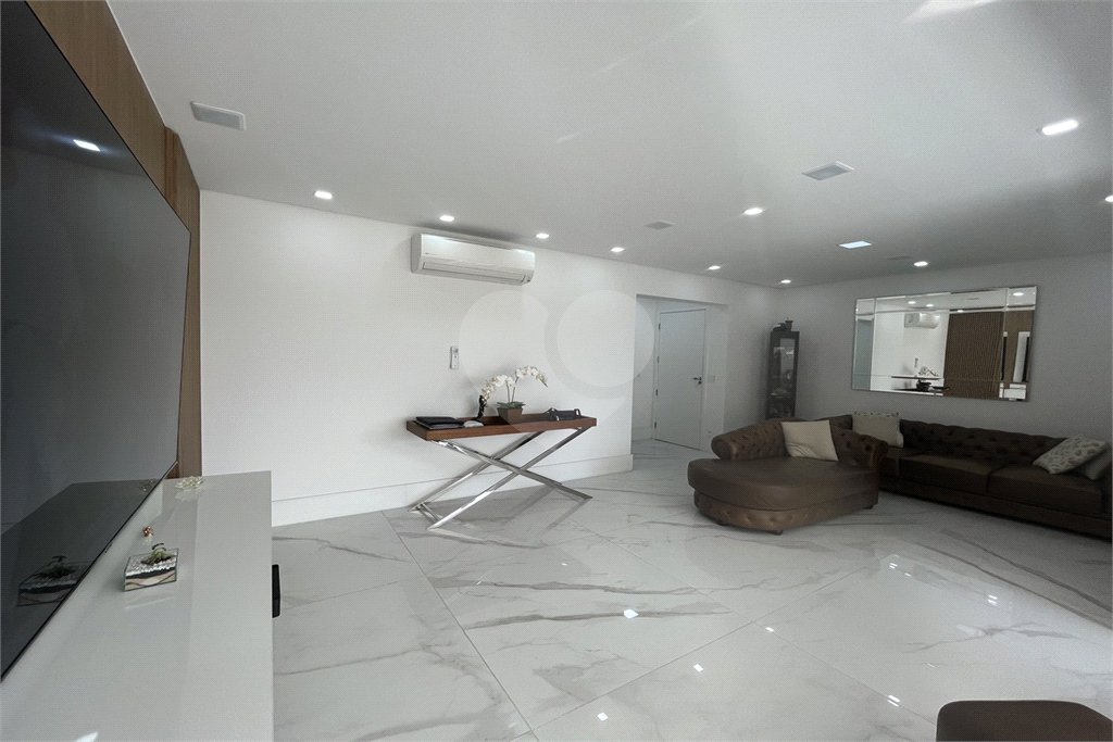 Apartamento à venda com 2 suítes em Barra Funda, São Paulo, SP