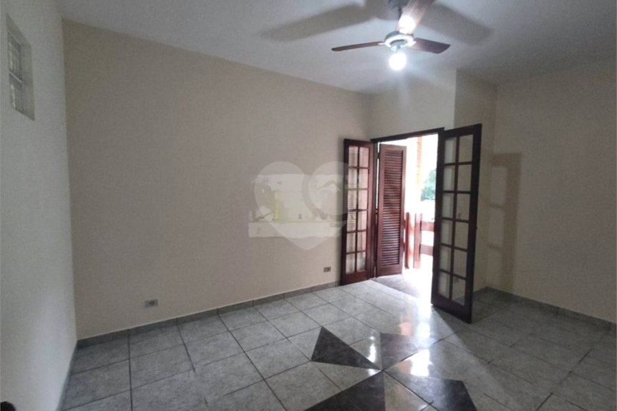 Casa à venda com 3 quartos, sendo 1 suíte, em Serra da Cantareira, Mairiporã, SP