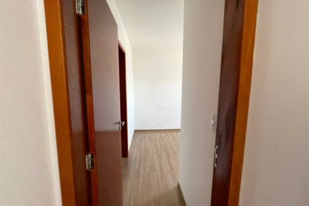 Apartamento à venda com 2 quartos, sendo 1 suíte,  em Parada Inglesa, São Paulo, SP