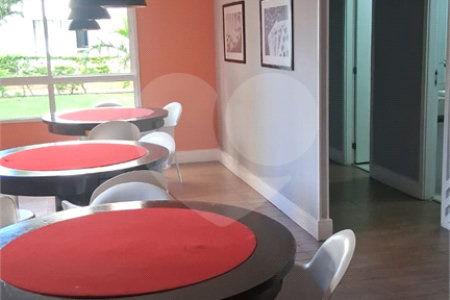 Apartamento à venda com 3 quartos, sendo 1 suíte, em Jardim Tupanci, Barueri, SP