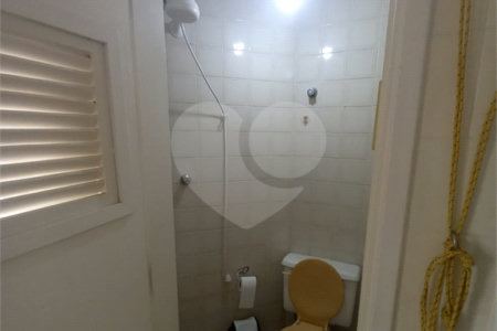 Apartamento à venda com 3 quartos, sendo 1 suíte,  em Vila Olímpia, São Paulo, SP