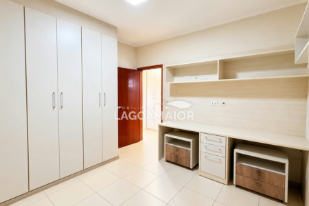 Casa à venda com 3 quartos, sendo 1 suíte, no condomínio Portal das Àguas, Três Lagoas - MS