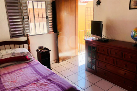 Sobrado à venda com 5 suítes em Vila Cordeiro, São Paulo, SP