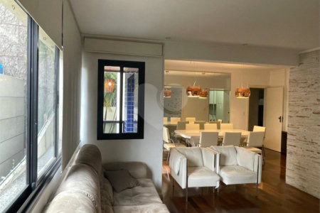Apartamento à venda com 3 quartos, sendo 1 suíte, em Morumbi, São Paulo, SP