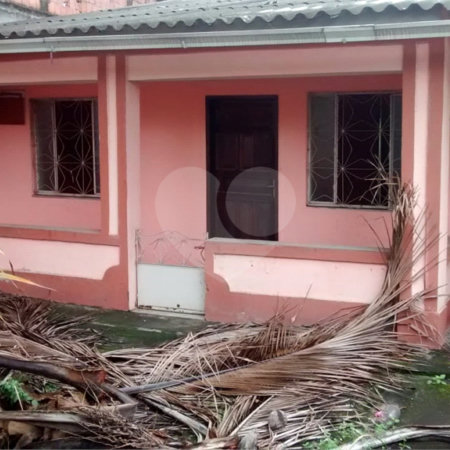 Casa Térrea à venda com 3 quartos em Tomazinho, São João de Meriti, RJ