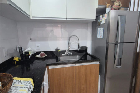 Casa à venda com 2 quartos no condomínio Castro Ramos, São Paulo - SP