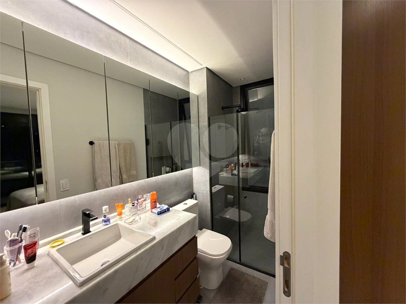 Apartamento à venda com 4 quartos, sendo 1 suíte, em Cerqueira César, São Paulo, SP