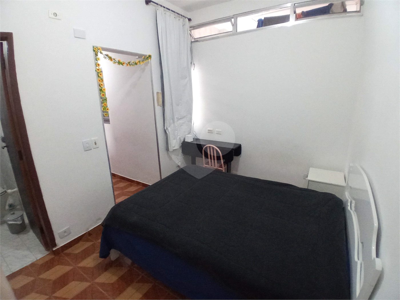 Casa Térrea à venda ou para alugar com 4 quartos, sendo 1 suíte, em Jardim Aeroporto, São Paulo, SP