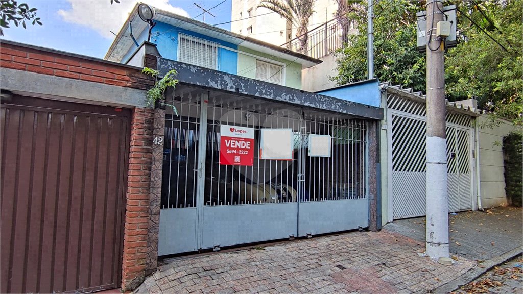 Sobrado à venda com 3 quartos, sendo 1 suíte,  em Chácara Santo Antônio, São Paulo, SP