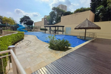 Apartamento à venda com 3 suítes em Santa Teresinha, São Paulo, SP