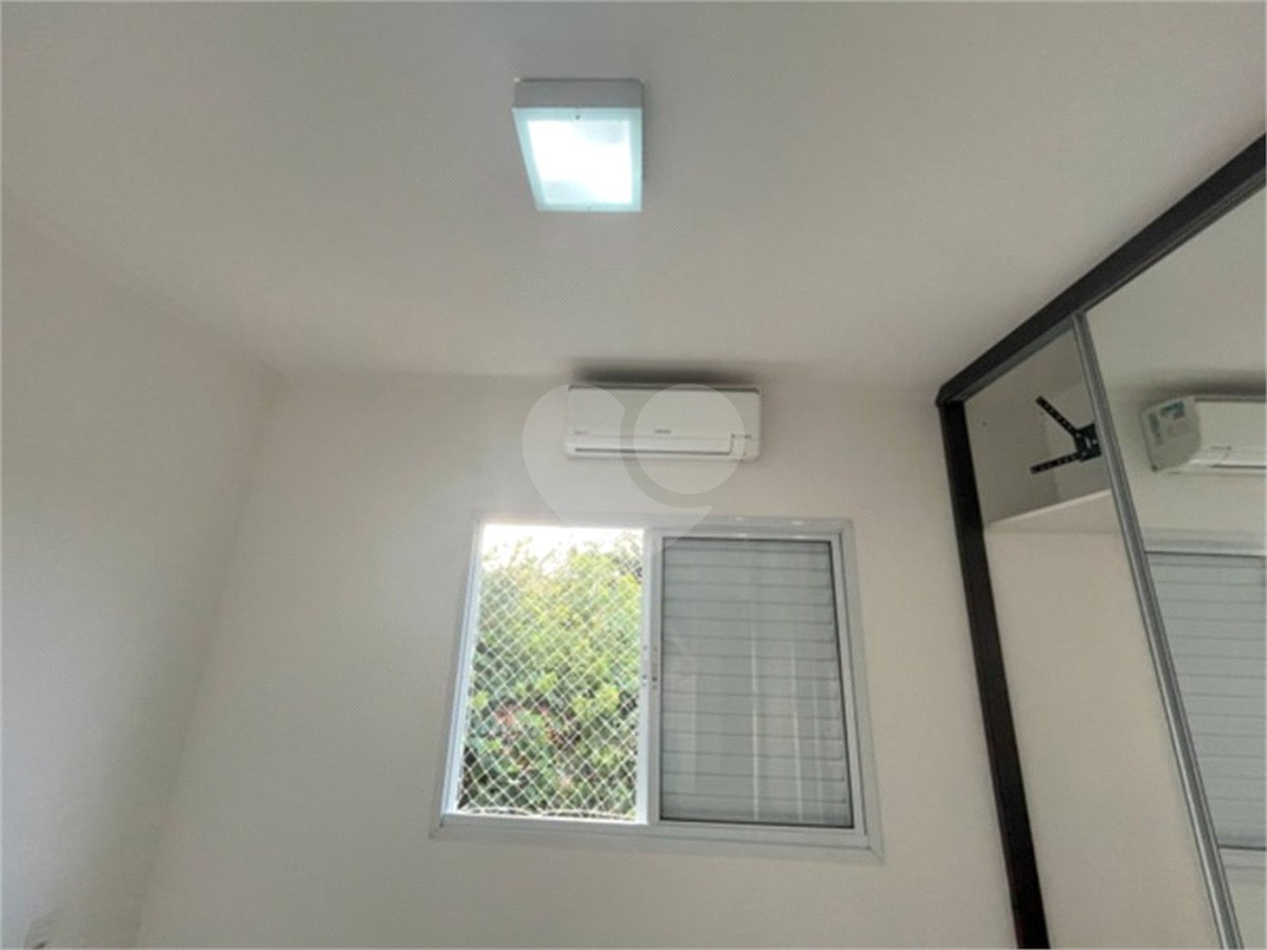 Casa à venda com 3 quartos, sendo 1 suíte,  no condomínio Buonna Vitta, Jundiaí - SP