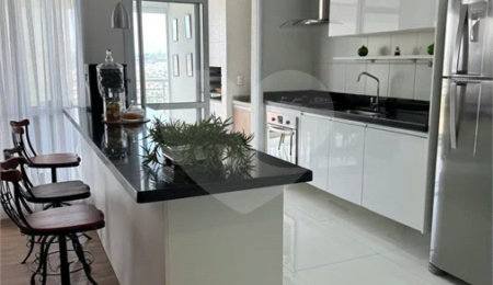 Apartamento à venda com 3 quartos, sendo 1 suíte,  em Vila Suissa, Mogi das Cruzes, SP
