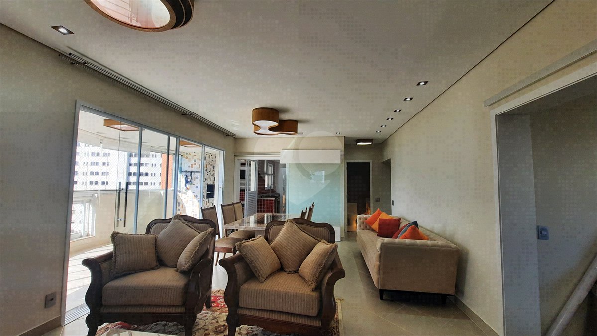 Apartamento à venda com 3 suítes em Jardim Marajoara, São Paulo, SP