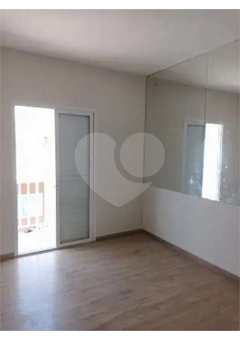 Casa à venda com 2 quartos no condomínio Residencial Monaco, Mogi das Cruzes - SP