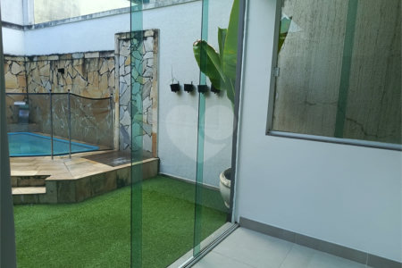 Casa à venda com 3 quartos, sendo 1 suíte, no condomínio Paraíso Classe A, Rio de Janeiro - RJ