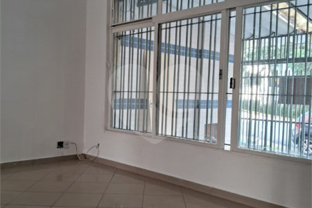 Sobrado para alugar com 3 quartos, sendo 1 suíte,  em Vila Progredior, São Paulo, SP