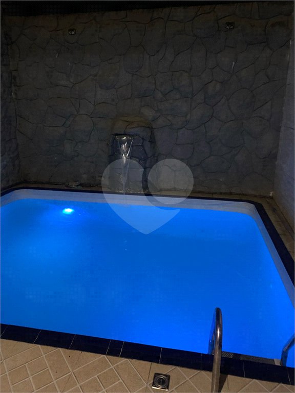Sobrado à venda com 2 quartos em Jardim Monte Cristo, Suzano, SP