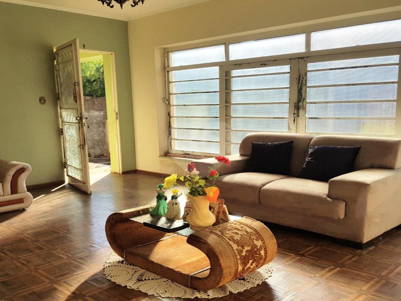 Casa à venda com 2 quartos no Centro, Vinhedo, SP