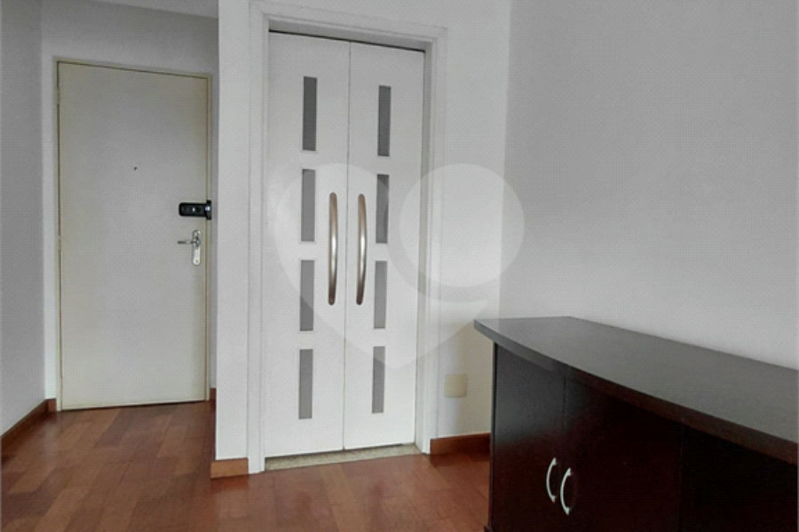 Apartamento à venda com 2 quartos em Vila Guarani, São Paulo, SP