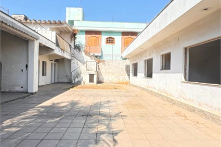 Casa para alugar com 5 quartos, sendo 2 suítes, no Centro, Suzano, SP