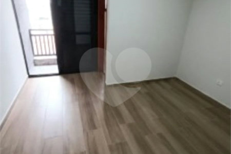 Sobrado à venda com 3 quartos, sendo 1 suíte, em Vila Marina, São Paulo, SP