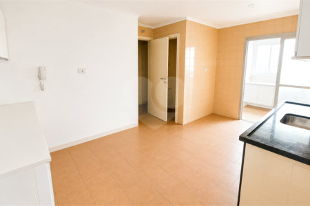 Apartamento à venda com 4 quartos, sendo 1 suíte, em Alto da Boa Vista, São Paulo, SP