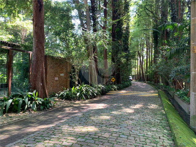 Terreno à venda no condomínio Chácara Flora, São Paulo - SP