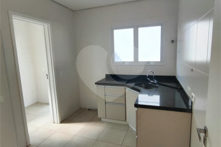 Casa de Vila à venda com 3 quartos, sendo 1 suíte, em Loteamento Jardim Morumbi, Atibaia, SP