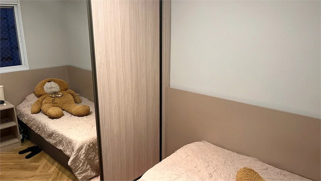 Apartamento à venda com 4 quartos, sendo 1 suíte,  em Jardim Vazani, São Paulo, SP