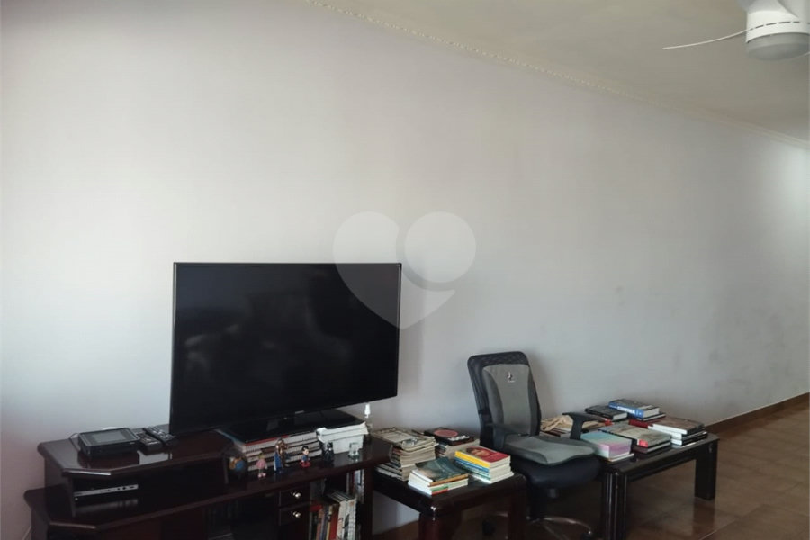 Sobrado à venda com 3 quartos em Vila Irmãos Arnoni, São Paulo, SP