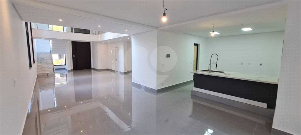 Casa à venda com 3 suítes no condomínio Reserva dos Vinhedos, Louveira - SP