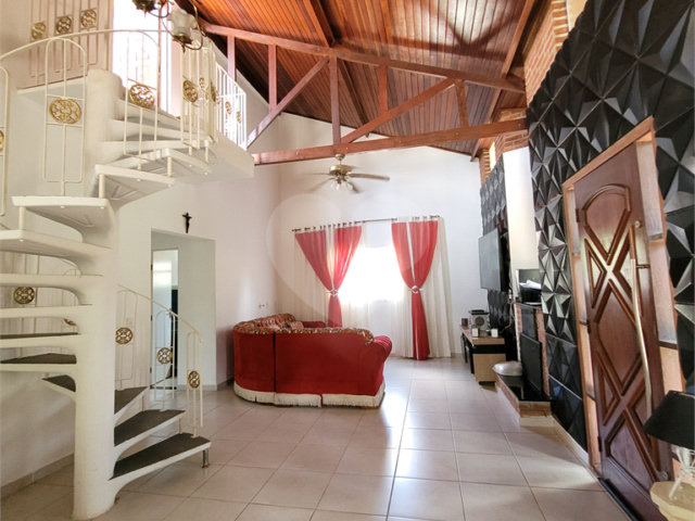 Casa à venda com 6 quartos, sendo 1 suíte,  em Rancho Grande, Mairiporã, SP