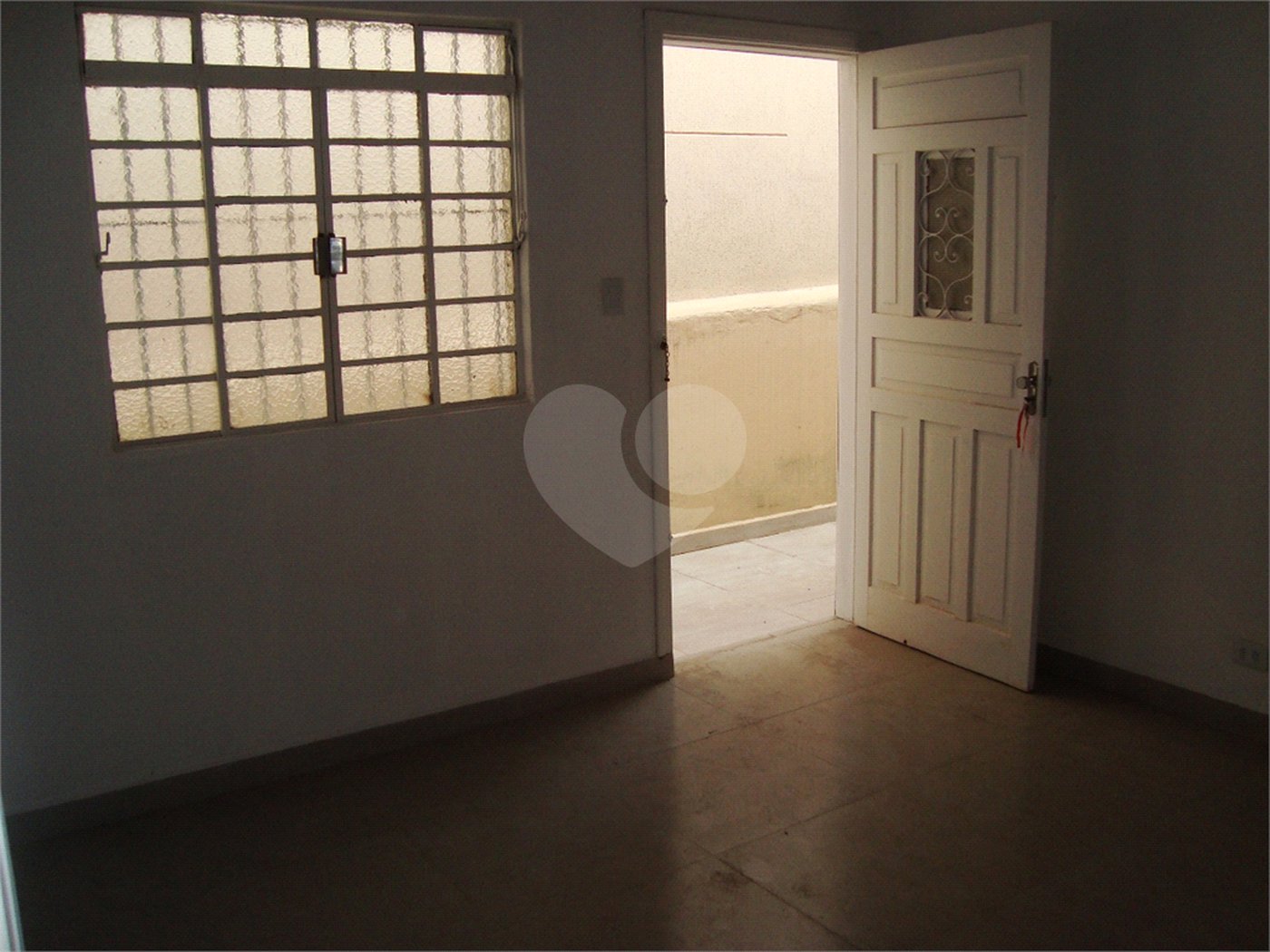 Casa à venda com 2 quartos em Vila Nivi, São Paulo, SP