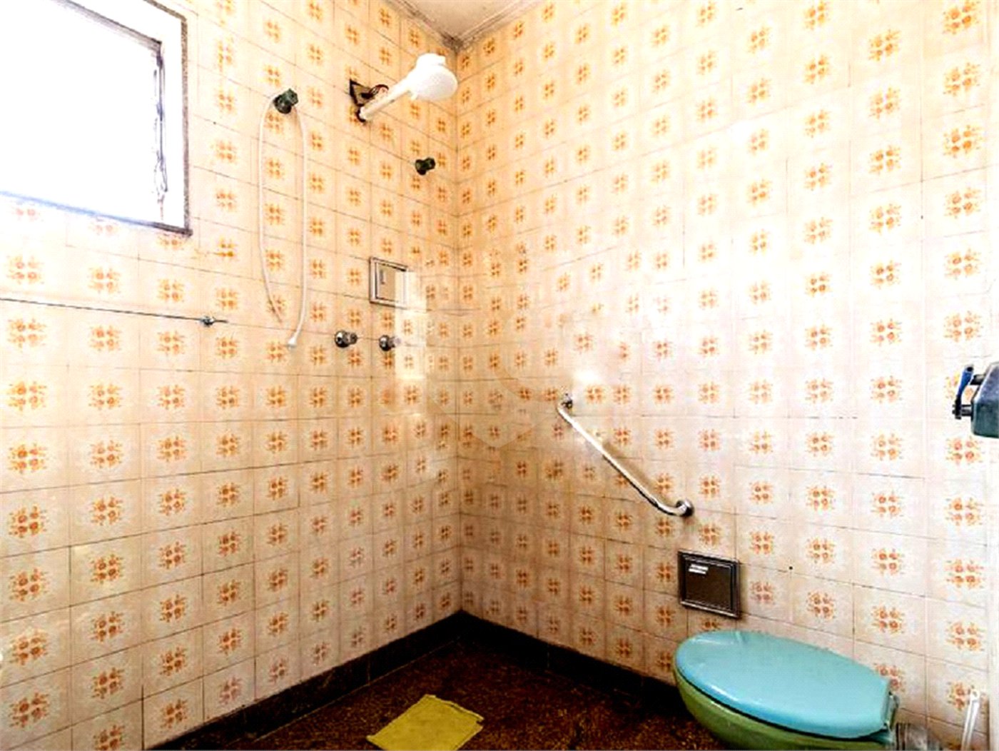 Casa à venda com 4 quartos, sendo 2 suítes, em Indianópolis, São Paulo, SP
