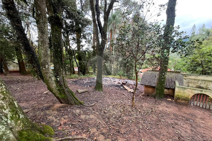 Casa à venda ou para alugar com 5 quartos em Roseira, Mairiporã, SP
