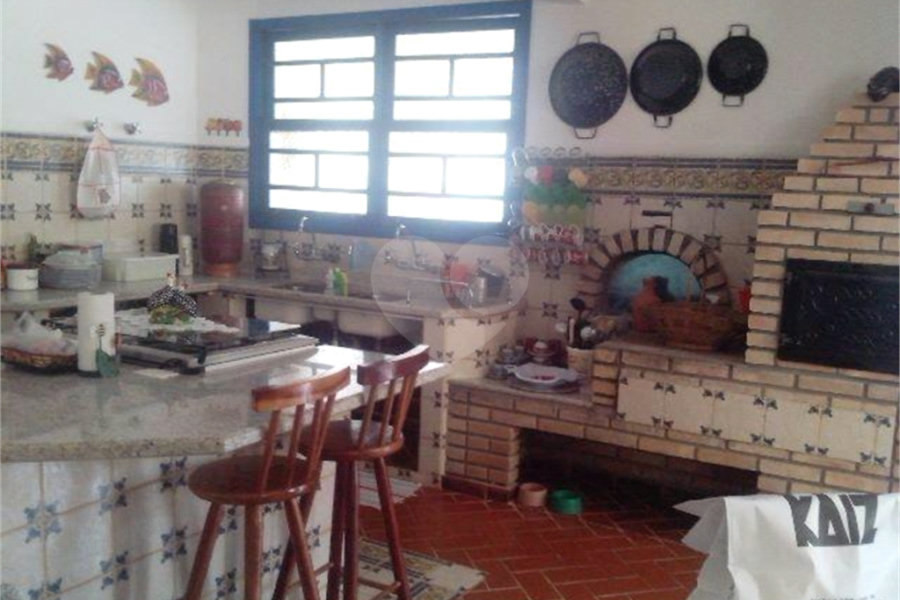 Casa à venda ou para alugar com 3 suítes no condomínio Parque Imperial da Cantareira, Mairiporã - SP