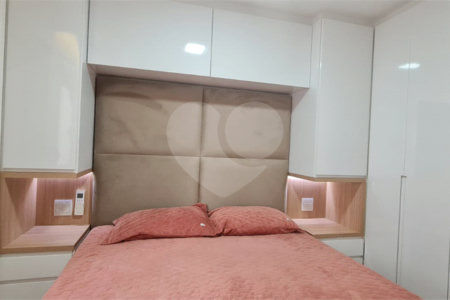 Apartamento à venda com 2 quartos, sendo 1 suíte,  em Barra Funda, São Paulo, SP