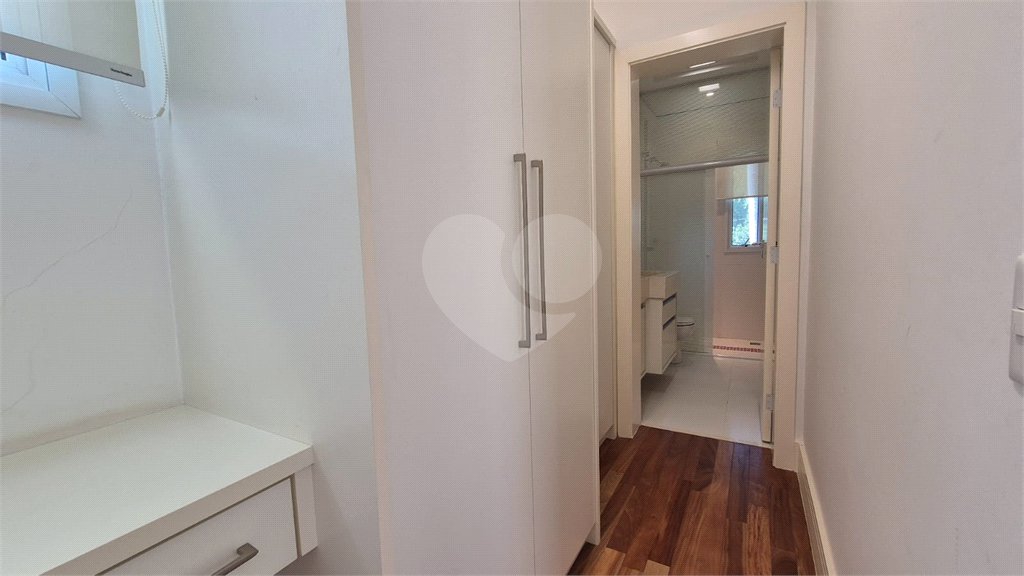 Casa à venda com 5 suítes no condomínio Lago Azul 1, Araçoiaba da Serra - SP