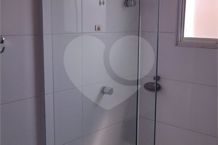 Casa à venda com 2 suítes no condomínio Residencial Matos, São Paulo - SP