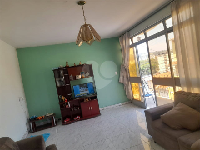 Casa à venda com 3 quartos, sendo 1 suíte,  no Centro, Serra Negra, SP