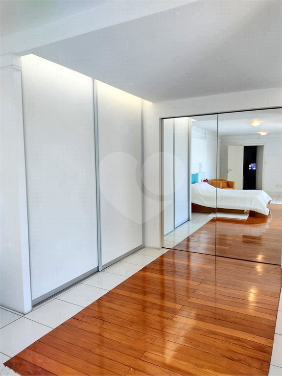 Sobrado à venda com 3 quartos, sendo 1 suíte, em Jardim São Paulo(zona Norte), São Paulo, SP
