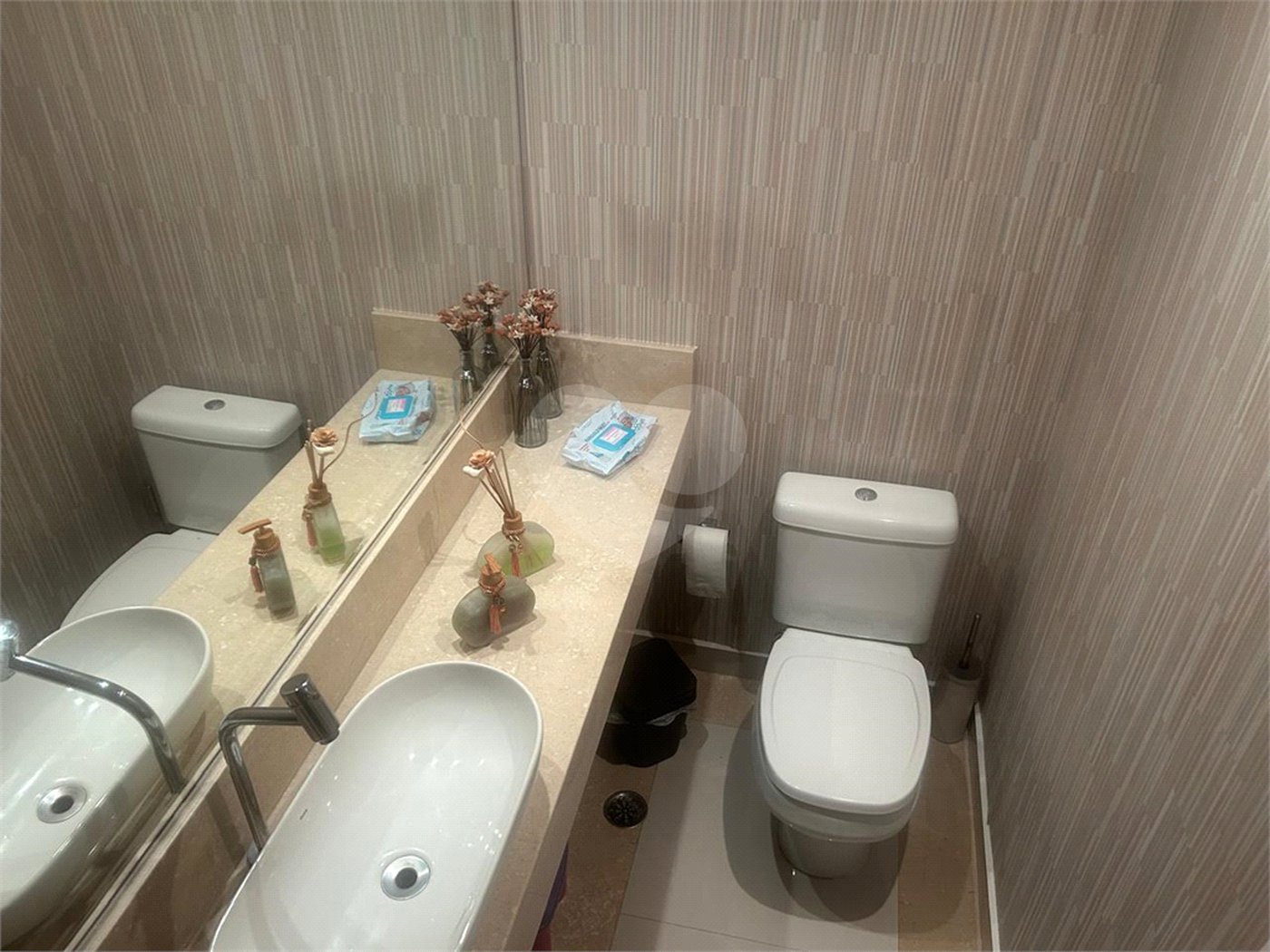 Casa à venda com 4 quartos, sendo 3 suítes,  no condomínio Itatinga 1, São Paulo - SP