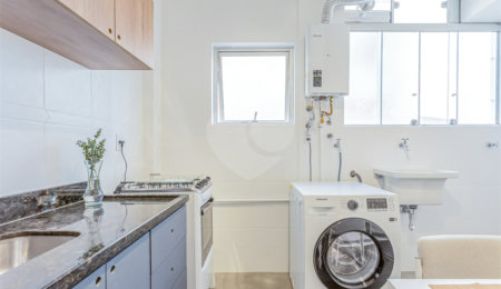 Apartamento à venda com 3 quartos, sendo 1 suíte, em Vila Olímpia, São Paulo, SP