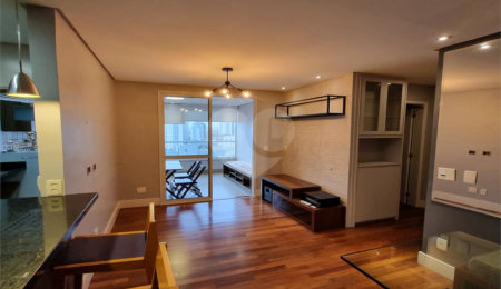 Apartamento à venda com 2 quartos, sendo 1 suíte,  em Santa Teresinha, São Paulo, SP