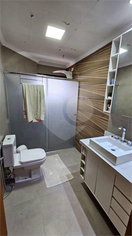 Apartamento à venda com 3 quartos, sendo 1 suíte,  no Centro, Suzano, SP