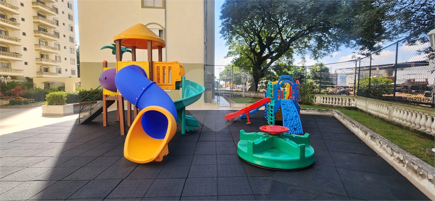 Apartamento à venda com 2 quartos, sendo 1 suíte,  em Vila Regente Feijó, São Paulo, SP