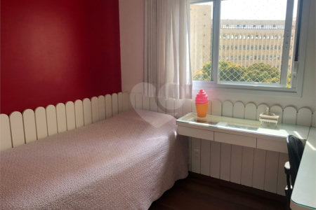 Apartamento à venda com 4 quartos, sendo 2 suítes, em Cambuci, São Paulo, SP