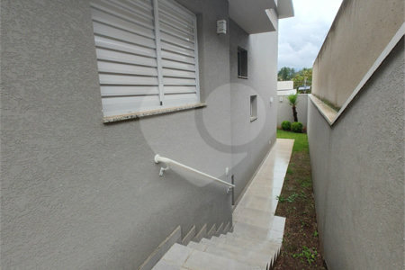 Casa Térrea à venda com 3 suítes em Jardim do Lago, Atibaia, SP