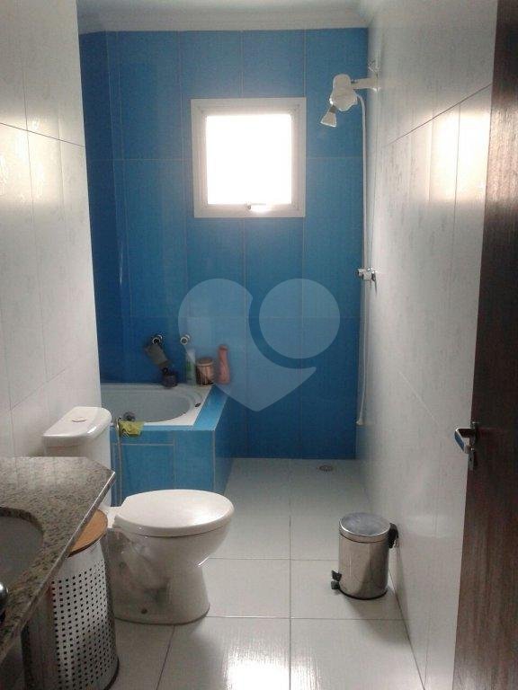 Sobrado à venda com 5 quartos, sendo 4 suítes, em Horto, São Paulo, SP