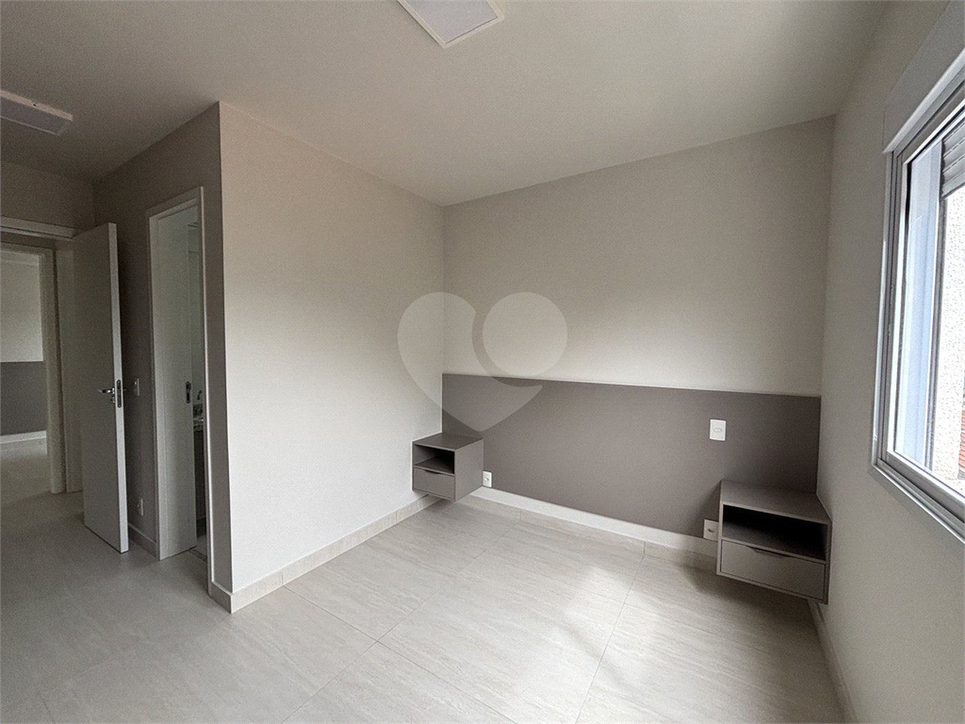 Apartamento à venda ou para alugar com 2 quartos, sendo 1 suíte, em Barra Funda, São Paulo, SP